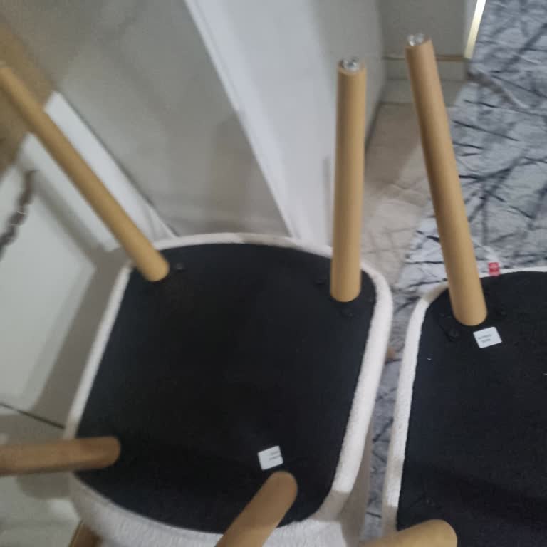 Kelebek Mobilya’da Sallanan Masa Ve Cevapsız Servis