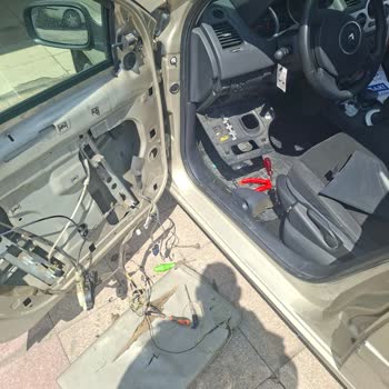 Barem Oto Bahçelievler’de Alınan Araçta 90 Bin Liralık Elektrik Ve Alt Takım Arızaları