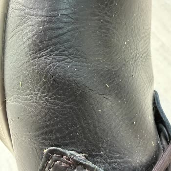 Ayıplı Ayakkabının Burun Kısmındaki Çatlak Ve Bedel İadesi Talebi