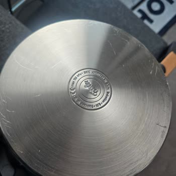 A101 Fissler Düdüklü Tencerelerde Hızlı Kararma Ve İnceleme Sonrası Çizik Ve Çatlak Sorunu