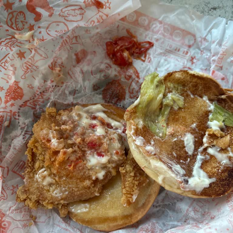 Alerjimi Belirtmeme Rağmen Hamburgerlerde Domates Konulması Ve Telafi Eksikliği