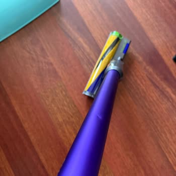 Dyson Süpürge Başlığının Dönmemesi Ve Hasarlı Geri Gönderilmesi