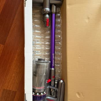Dyson Süpürge Başlığının Dönmemesi Ve Hasarlı Geri Gönderilmesi