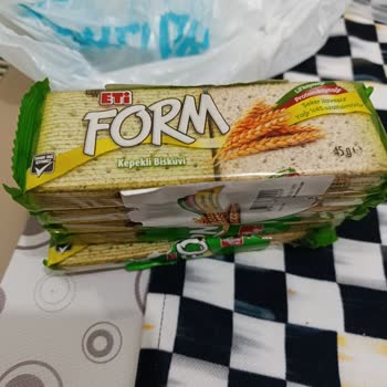 A101 Şubesinde Gizli Saklanan Tarihi Geçmiş Bisküvi Ve Müşteri Güven Sorunu