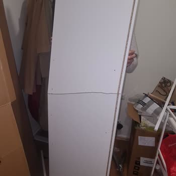 Teslimat Gecikmesi Ve Kırık Gardırop Parçasının Uzun Sürede Çözülmemesi