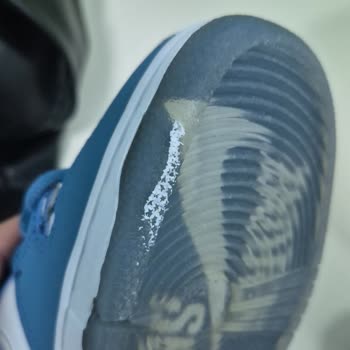 Defolu Nike Ayakkabı İadesi Reddedildi Ve WhatsApp'tan Engellendim