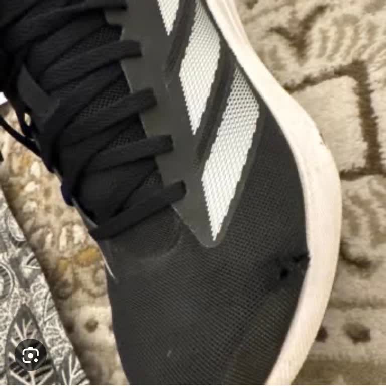 Adidas Ayakkabısının Çoraplık Kısmındaki Hızlı Yırtılma Ve Değişim Talebi