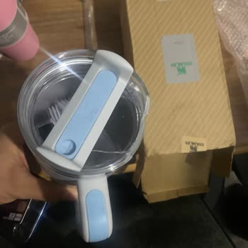 PTT Kargo Taşıması Sırasında Termos Kırıldı