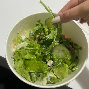 Subway Salatasındaki Hijyen Ve Kalite Problemi, Ücret İadesi Talebi