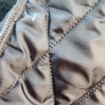 Kapitone Montta Tüy Çıkması Ve İade Talebi