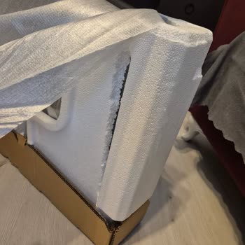 Yanlış Ürün Gönderimi Ve Kırık Televizyon Nedeniyle Tam İade Talebi