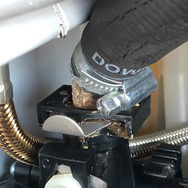 Garanti Bitiminde Su Kaçıran Viessmann Kombi Ücretsiz Tamir Talebi