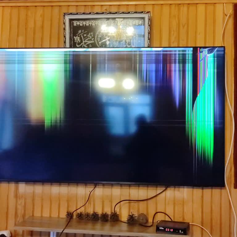 Kurulum Sonrası Kablo Hatası Ekran Bozuldu, Servis 35.000 TL Ücret Talep Ediyor