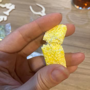 Diyarbakır Forum AVM D&R Mağazasından Bozuk Foam Clay Dinosaur Ürünü İade Talebi