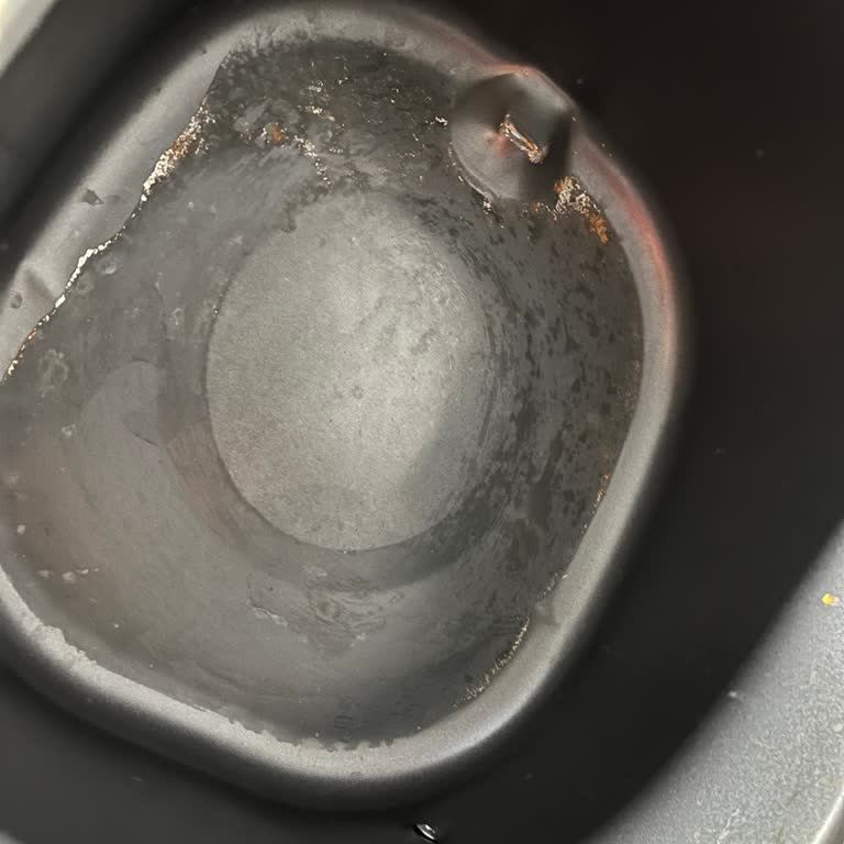 Kumtel Fastfryer XXL İç Haznedeki Pas Sorunu Hızlı Çözüm Bekliyor