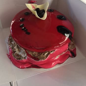 Erimiş Pasta Teslimatı Ve Müşteri Suçlamalarına Karşı Özür Talebi