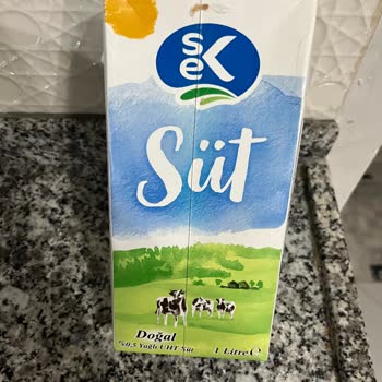 Son Kullanma Tarihi Geçerli Olmasına Rağmen Bozuk Sek Süt