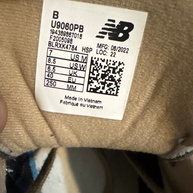 New Balance Ayakkabı Orijinalliği Şüpheli Yetkili Satış Noktası Açıklama Talep Ediyorum