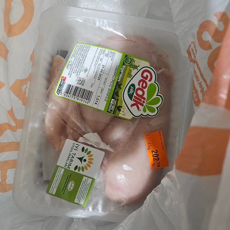 Migros Şubesinde Satın Alınan Tavuk Ürününün Bozulması Ve Son Kullanma Tarihine Güvenilememesi