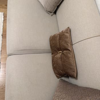 Üretim Hatası Nedeniyle Koltuklarda Hızlı Sünger Çökmesi Ve Su Lekeleri