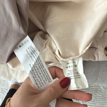 Kırık Etiketli Kullanılmış Görünen Pantolon İçin Hatalı Kargo Kodu Ve İletişim Sorunu