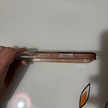 Spigen Kılıfının Kısa Sürede Sararması Ve Hepsiburada'dan Yanıt Gelmemesi