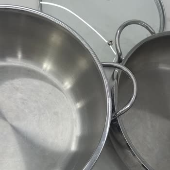 Korkmaz Tencerelerde Kararma Ve Kapak Civatası Bozulması