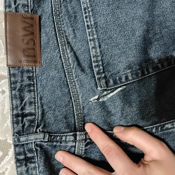 LCW Kot Pantolonunda Beklenmeyen Hızlı Yıpranma Ve Delikler