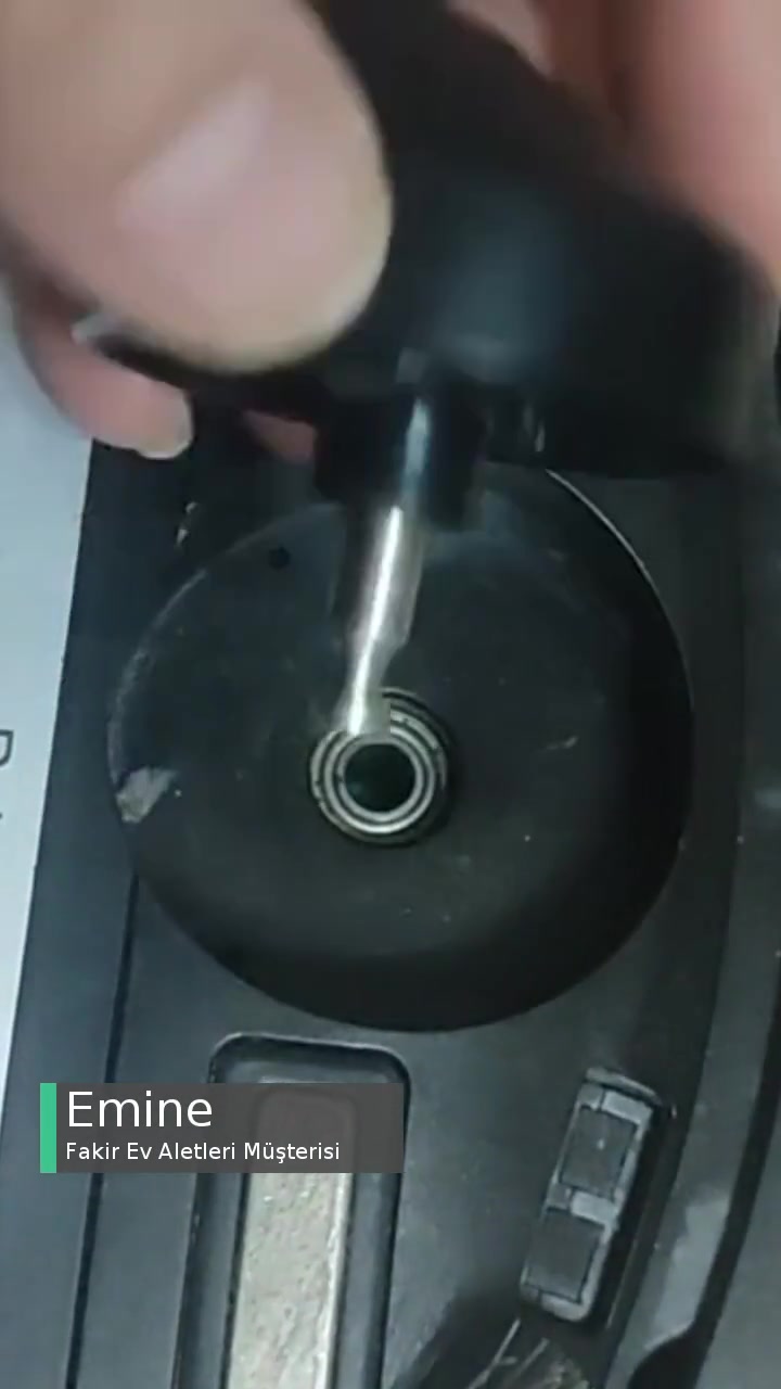 Fakir Süpürge Yön Tekerleği Çıkma Sorunu! videonun kapak resmi