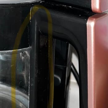 Teknik Ve Kozmetik Arızalı Çay Makinesinde İzin Almadan Onarım Yapıldı