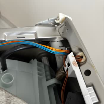 Hasarlı Bosch Çamaşır Makinesi İçin Ücretsiz Yeni Değişim Talebi
