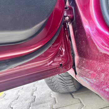 Orijinal Olmayan Kapı, Kötü İşçilik Ve Aşırı Ücret