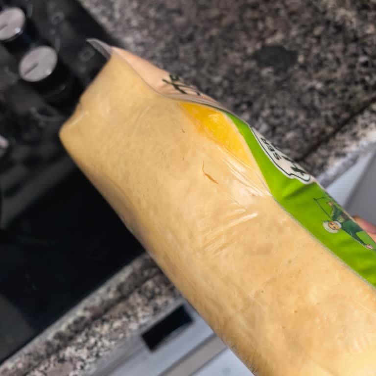 Anpa Gross Market Tost Peyniri Bozulması!