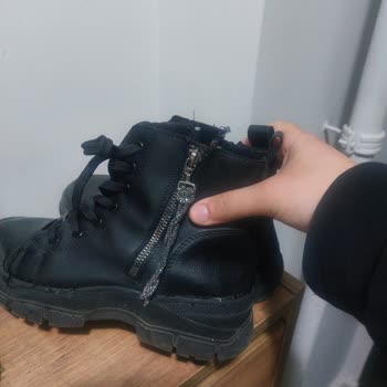 Botların Yapıştırılması Kabul Edilemez, İade Veya Yenisi Talebi