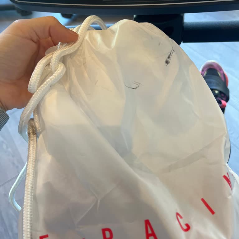 Rings AVM Sancaktepe Otoparkında Çantam X‑Ray Cihazına Sıkışıp Yağa Bulandı