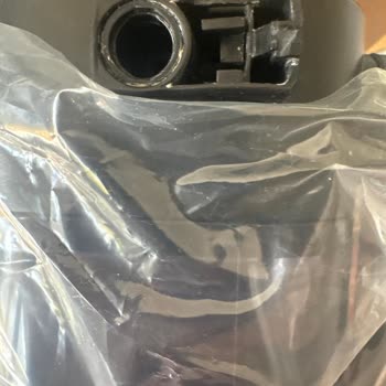 Yeni Grundig Kahve Makinesinde Süt Haznesi Plastik Parçasının Kırılması Ve Garanti Değişim Talebi