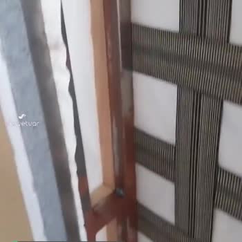 Kelebek Mobilya Ve Paslı Demirli Koktukları!