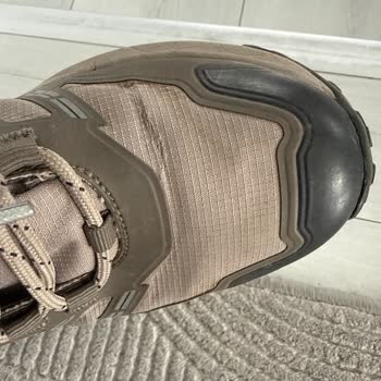 Armor Ayakkabının Hızlı Deformasyonu Ve Garanti Reddi