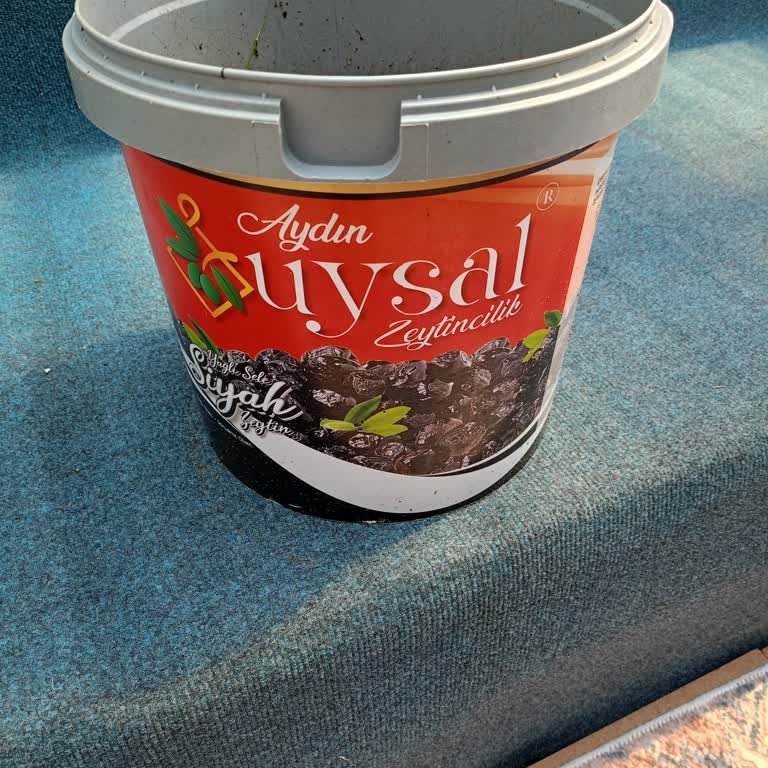 Akhisar Uysal Zeytincilik'ten Gelen Küflü Zeytin Ve İletişim Eksikliği