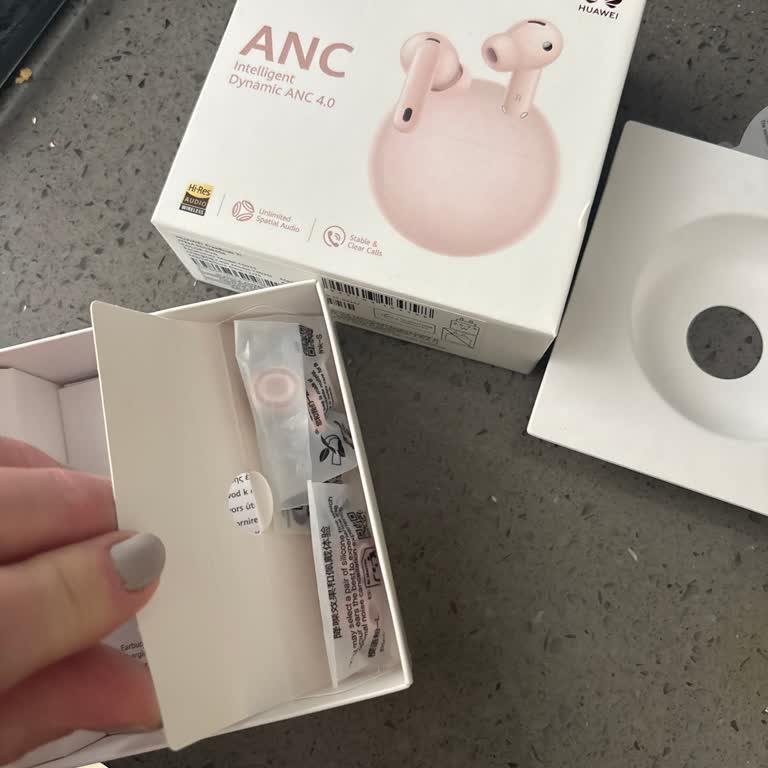 Huawei 7i Kulaklıkta Şarj Kablosu Eksik Gönderildi