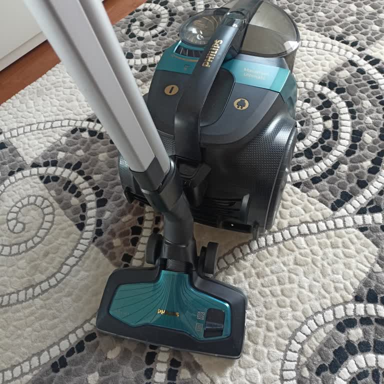 Philips Marathon Elektrik Süpürgesinde Düşük Emiş Gücü, Ergonomi Sorunu Ve Tendon Yaralanması