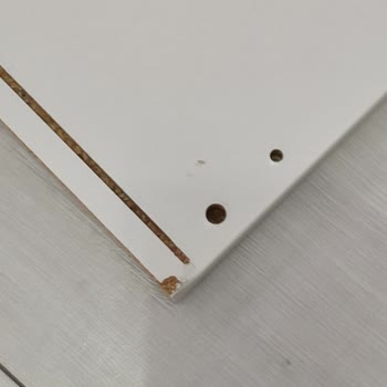 İKEA'dan Kırık Parçalar İçin Zorunlu Tam Söküm Talebi