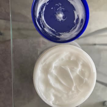 Neutrogena Nemlendirici Kremde Cilt Pul Dökülmesi Ve İade Talebi