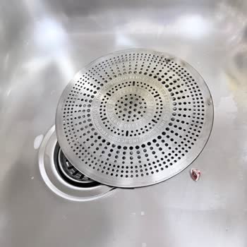 Tefal Tencerenin Tabanı Aniden Çıktı, Kullanıcı Güvenliğini Tehdit Ediyor