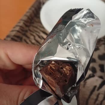 Tadelle Bitter Çikolatasında Yabancı Madde Bulunması Nedeniyle İade Talebi