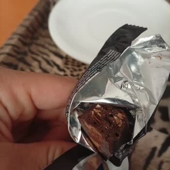 Tadelle Bitter Çikolatasında Yabancı Madde Bulunması Nedeniyle İade Talebi