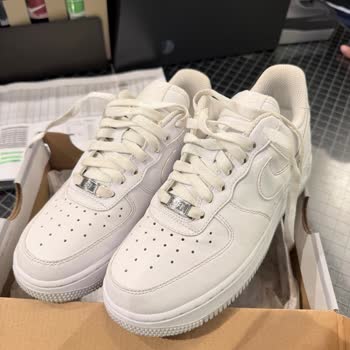 Nike Ayakkabısının Logo Dikişindeki Ayıplı Ürün Ve Red Kararı