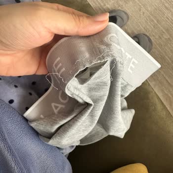 Lacoste Boxer Dikişleri 2 Yıkamada Çöktü, Müşteri Hizmetleri İlgisiz