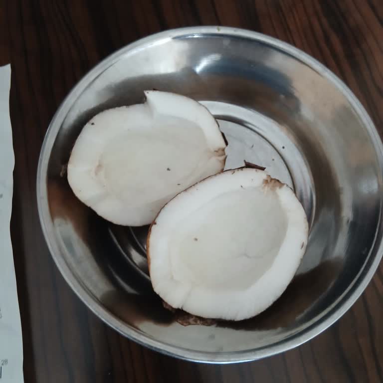 Migros’ta Bozulmuş Hindistan Cevizi, Tazelik Ve Güvenlik Şikayeti