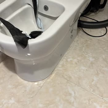 Koçtaş Kartal’da 17 Bin TL’lik Deforme Klozet Ve Cevapsız İade Talebi